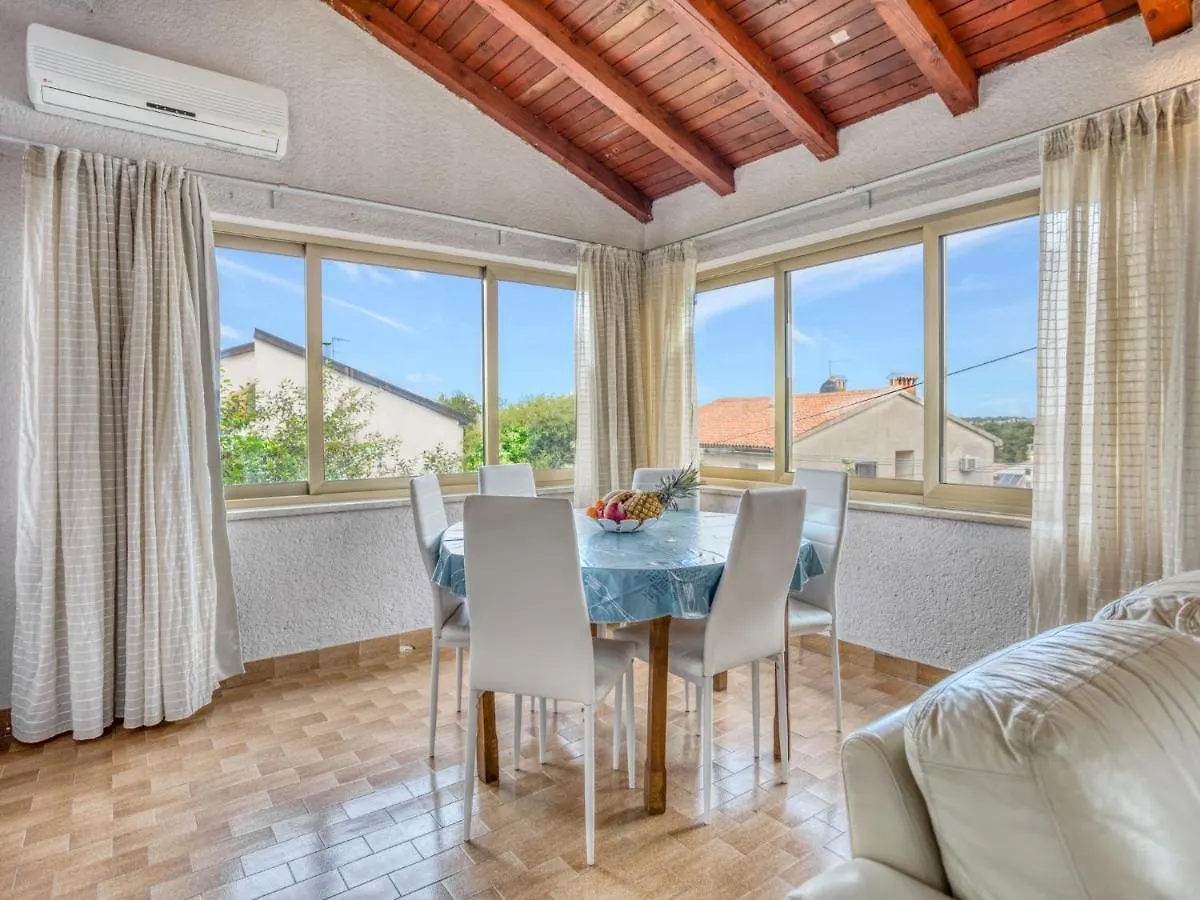 Apartment Daria-2 By Interhome Poreč