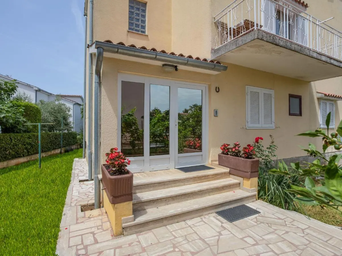 Apartment Daria-2 By Interhome Porec