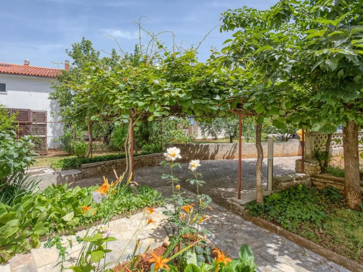 Apartment Daria-2 By Interhome Porec