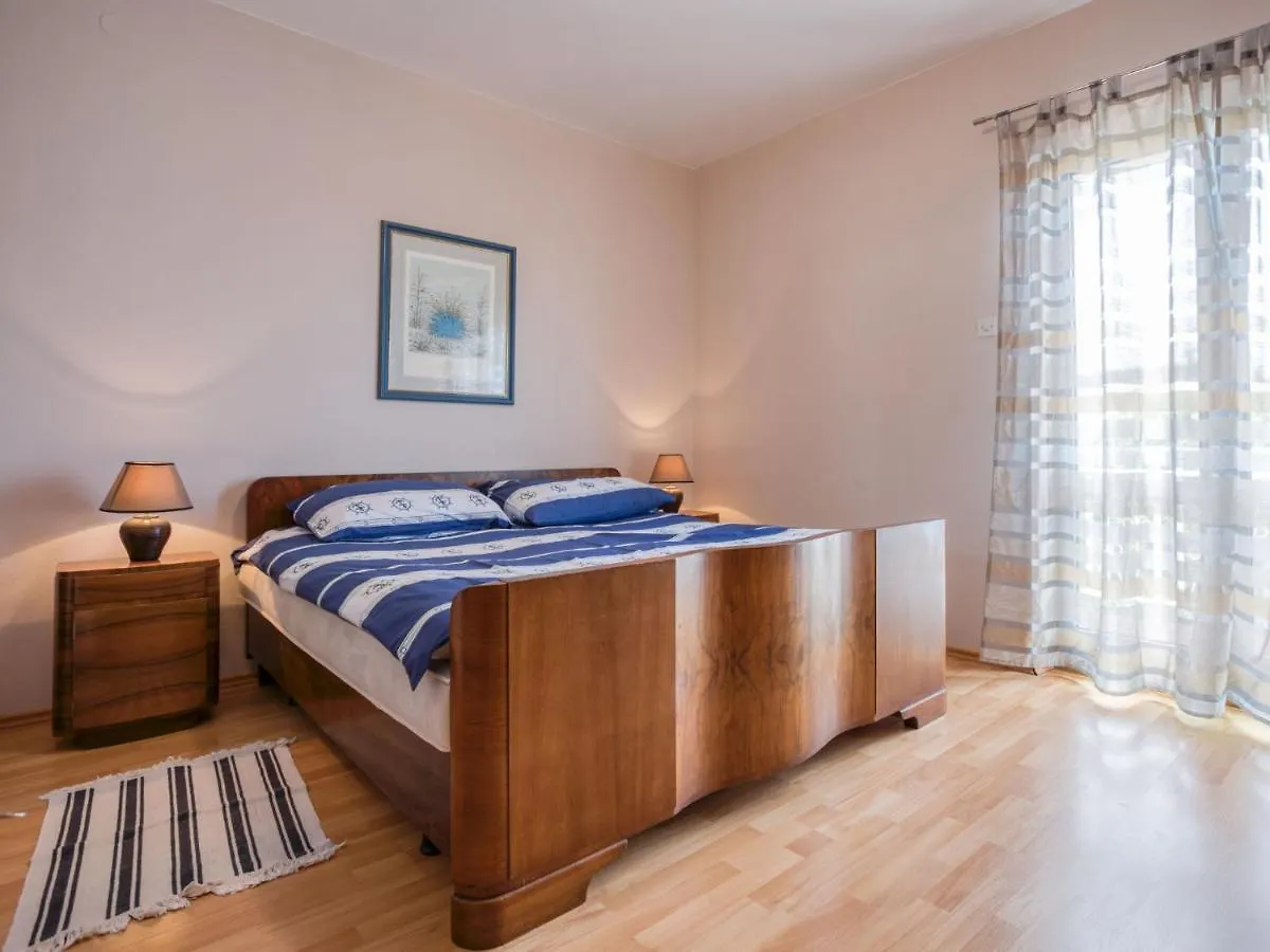 Apartment Daria-2 By Interhome Porec